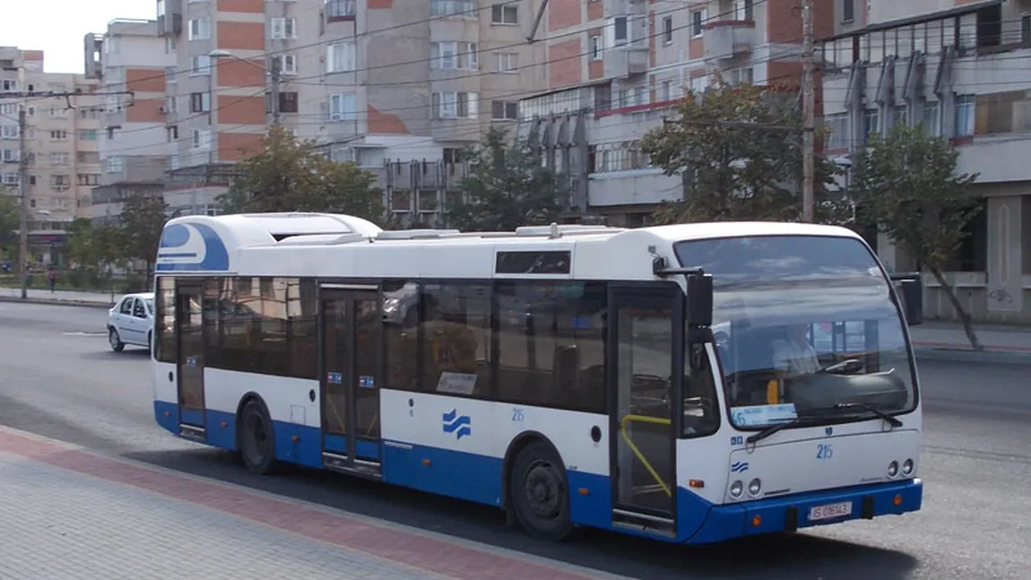 Asigurare RCA pentru furtul portofelelor în autobuze, la Iaşi. Ce despăgubire pot primi călătorii de la Compania de Transport Public