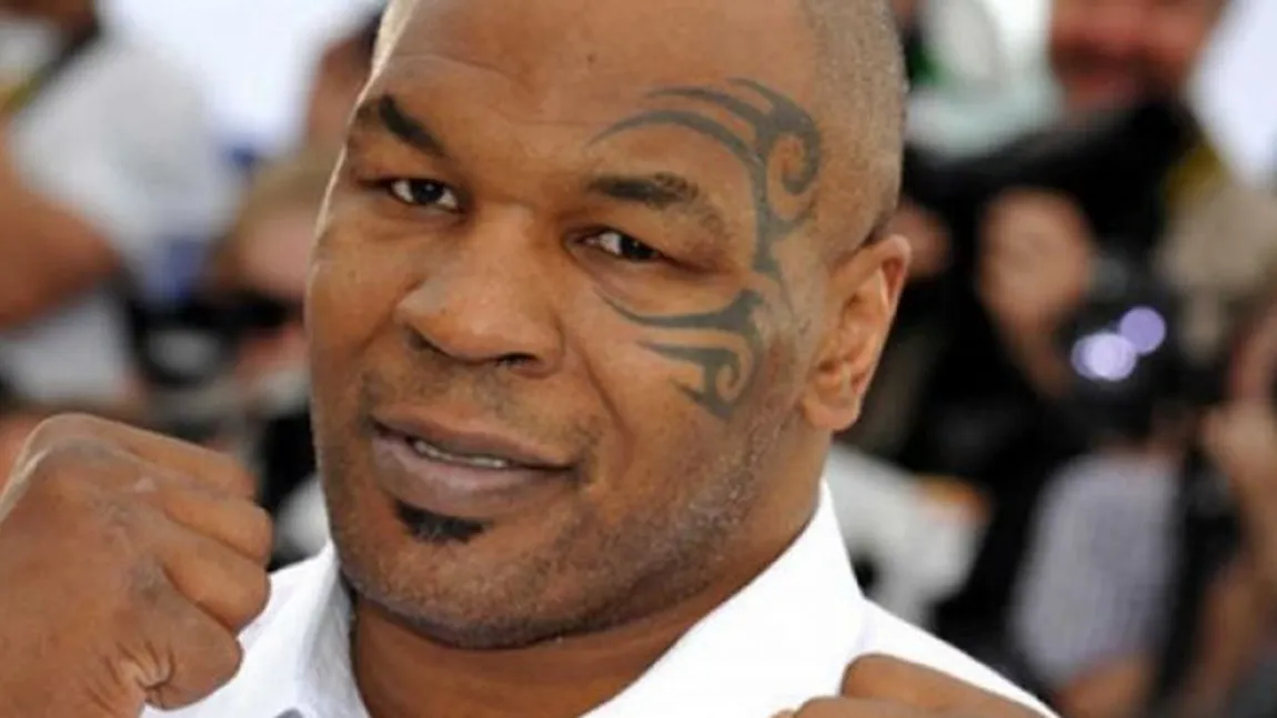 Mike Tyson a făcut show la Parlament. Îmbrânceli şi înjurături pe holurile Senatului VIDEO