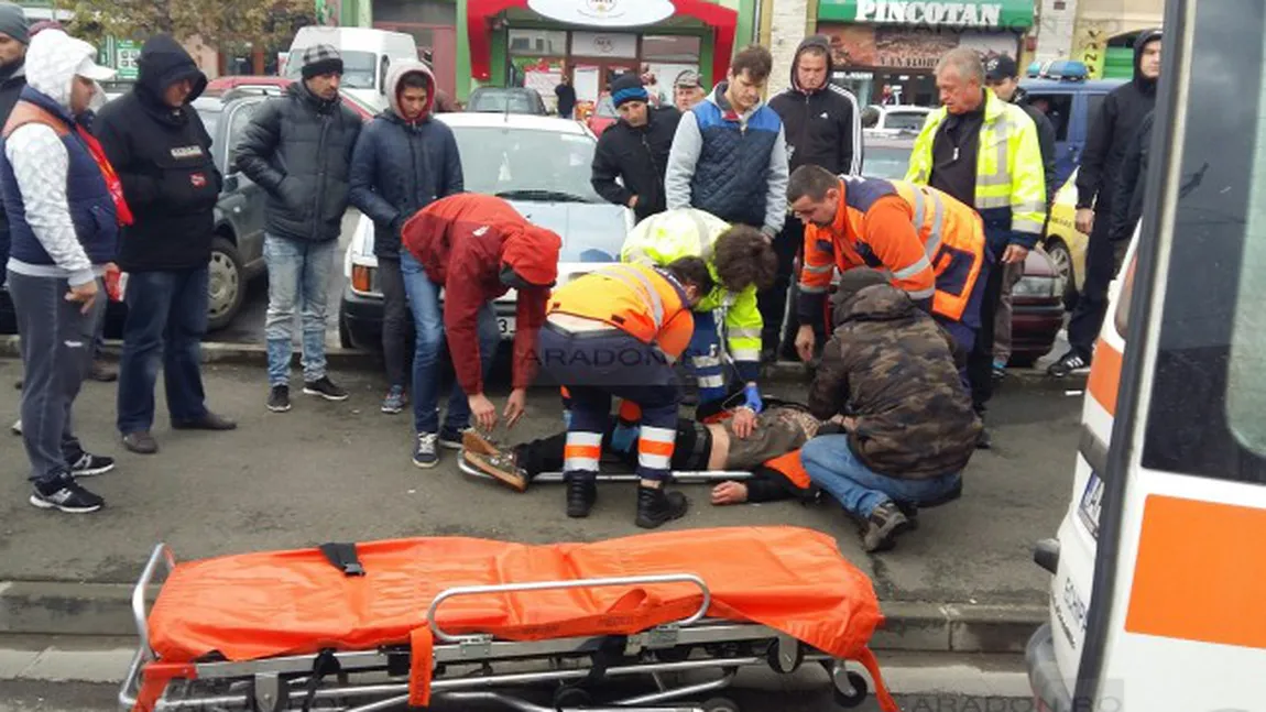 Bătaie între suporterii Poli Timişoara şi UTA Arad. Un bărbat a ajuns la spital