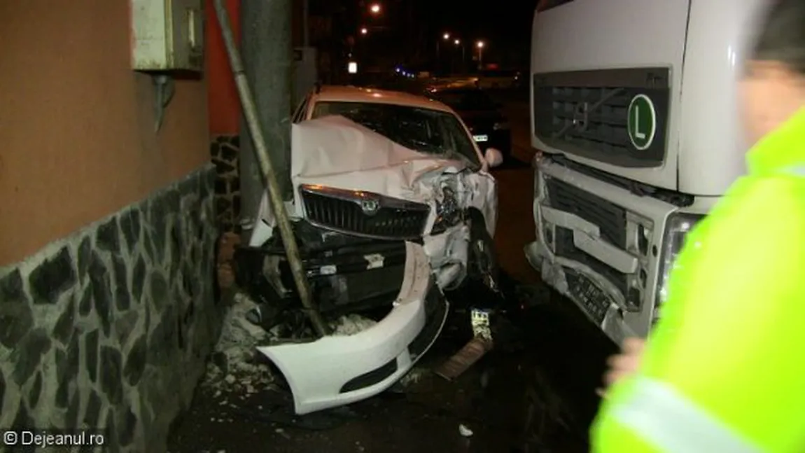 Accidente în serie în Dej. S-au produs la distanţă de 10 minute în ACELAŞI loc