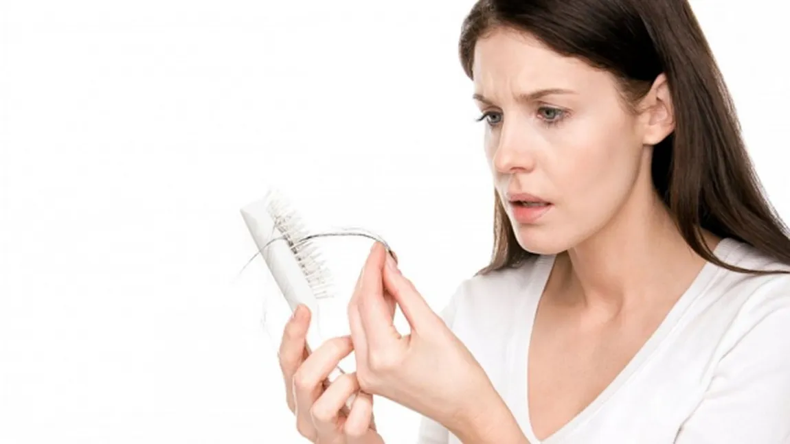 Cele mai comune cauze ale căderii părului la femei