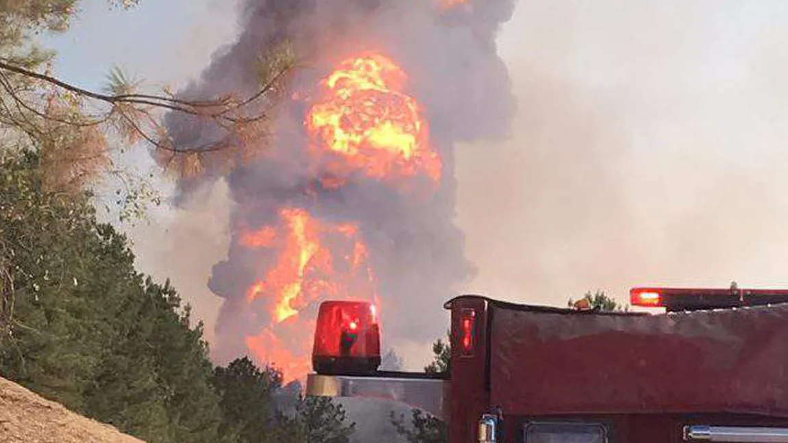 SUA: Incendiu devastator după explozia unui gazoduct. Un mort şi şapte răniţi