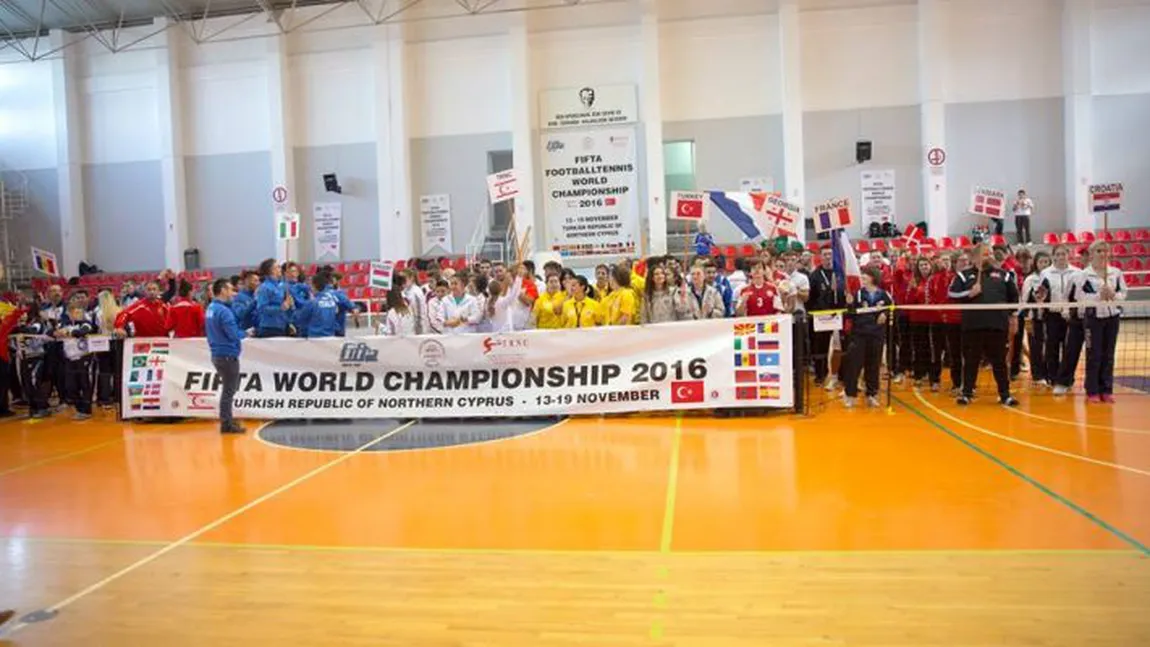 Românii, calificaţi în şase finale la CM de FOTBAL-TENIS