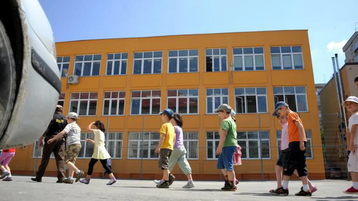 Verificări la o şcoală din Teleorman după ce o elevă a ajuns la spital după ora de sport