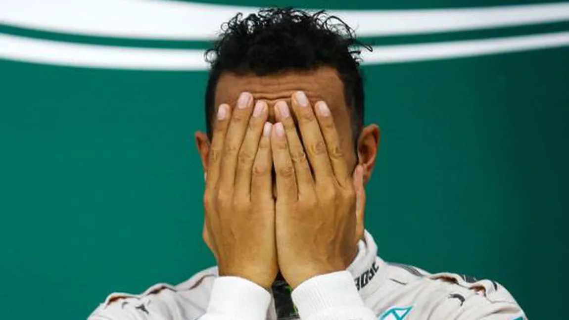 Lewis Hamilton riscă să fie dat afară de la Mercedes. A ignorat ordinele de echipă şi a creat haos la Abu Dhabi
