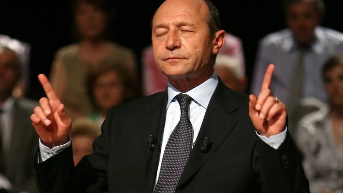 Traian Băsescu: 