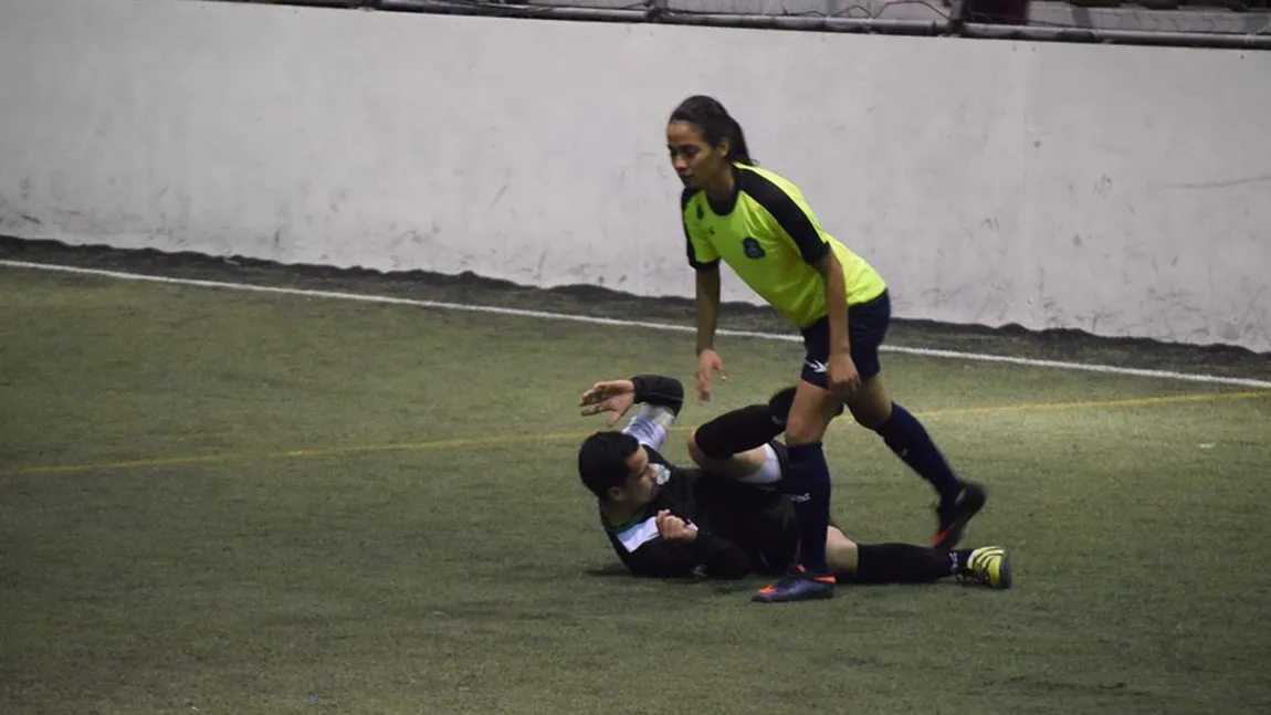 Premieră în FOTBAL. O FEMEIE a debutat într-o echipă MASCULINĂ