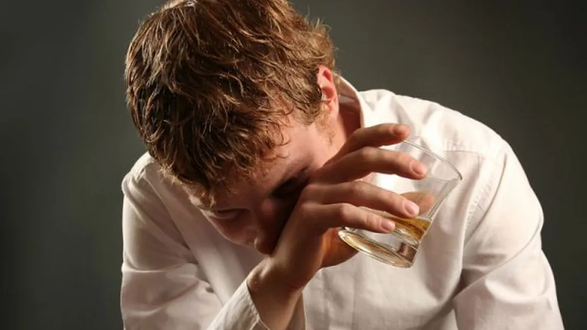 Ajutor pentru persoanele dependente de alcool. S-a deschis o linie specială pentru cei cu probleme