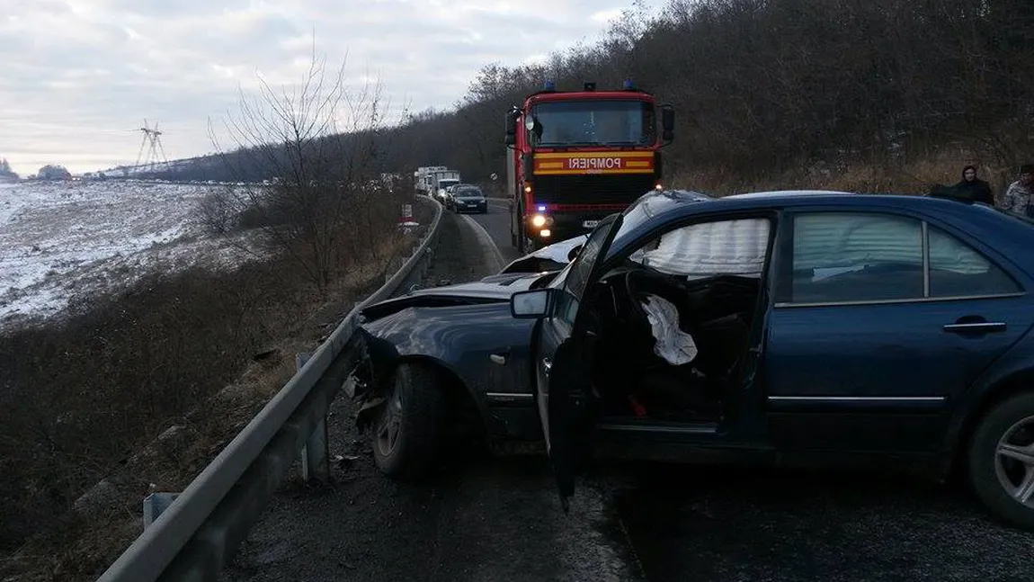 Accident pe DN 14, în judeţul Sibiu. Două persoane au fost rănite