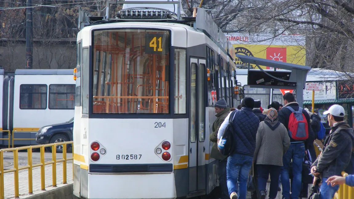 Câştigătorii la tombola RATB vor primi 432 de premii