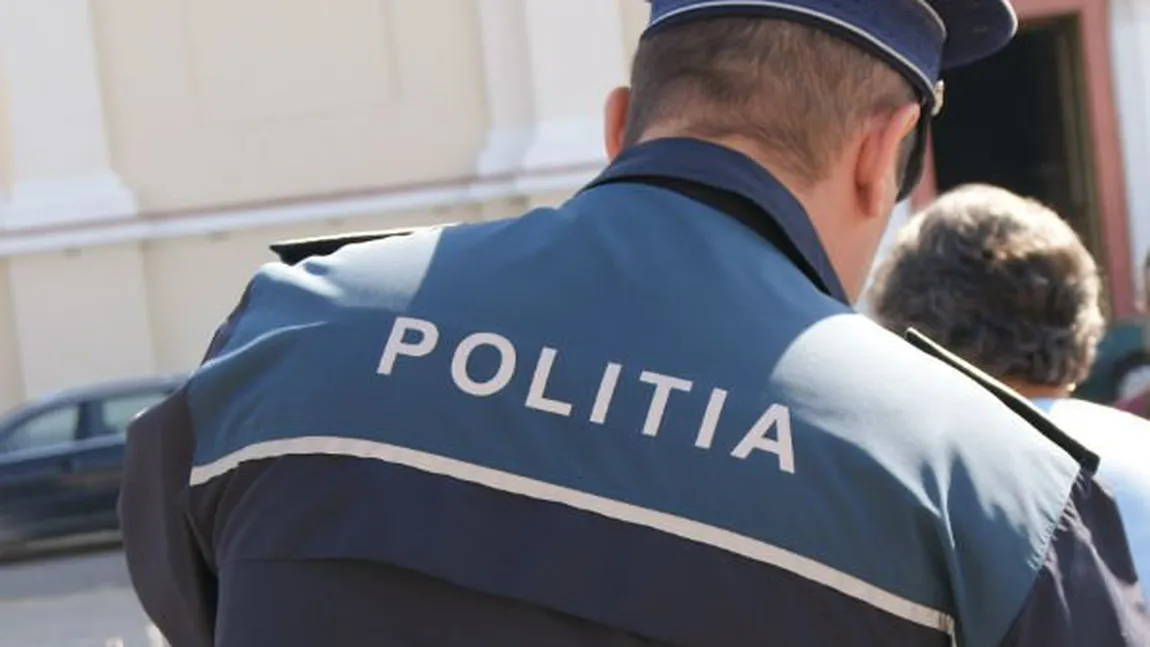 Un poliţist român dă statul în judecată după 10 luni de arest pe nedrept