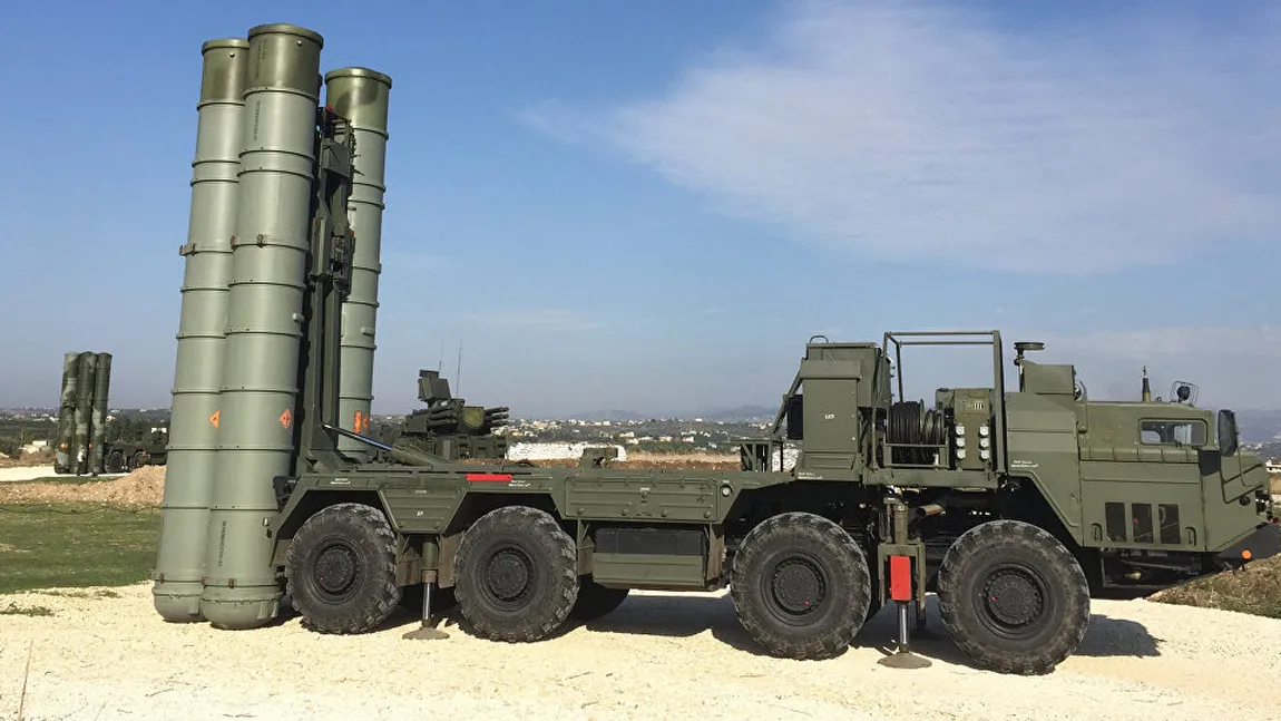 Rusia a activat sistemele de rachete S-400 în apropierea frontierelor NATO