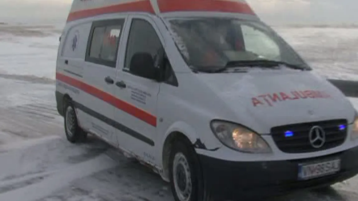 Un bărbat a murit după ce i-a explodat centrala în faţă. Trupul neînsufleţit a stat mai bine de două ore în zăpadă