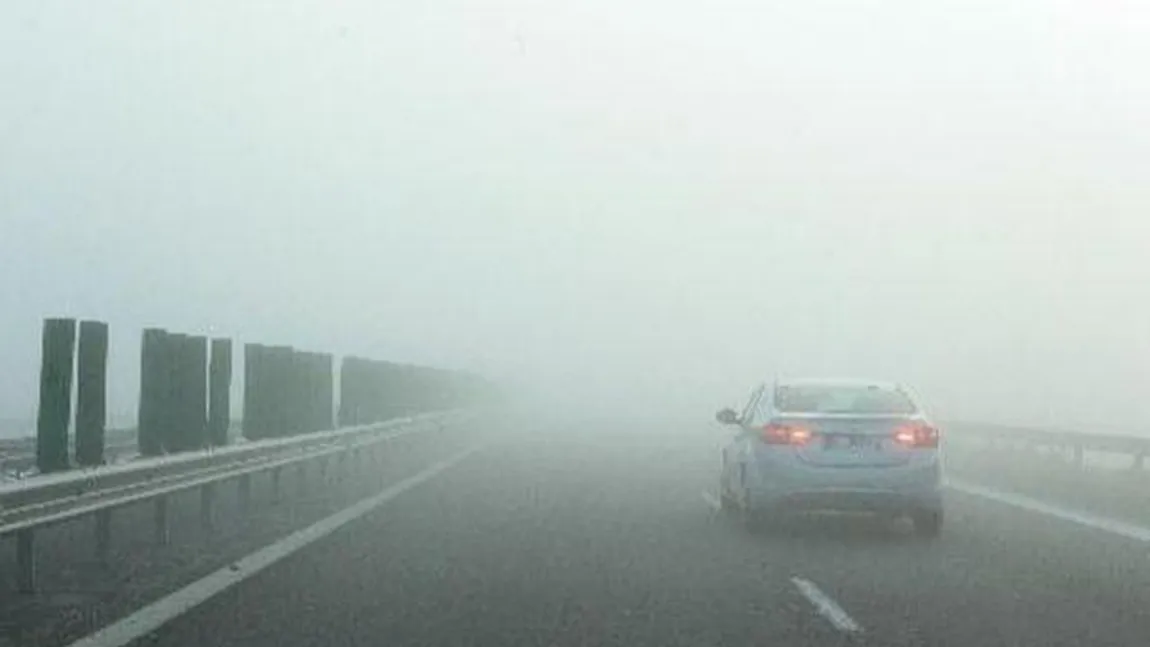 Circulaţie îngreunată pe autostrada A2 Bucureşti-Constanţa din cauza ceţii