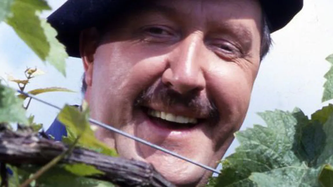 Ne-a părăsit un alt actor celebru. Gordon Kaye a murit la 75 de ani