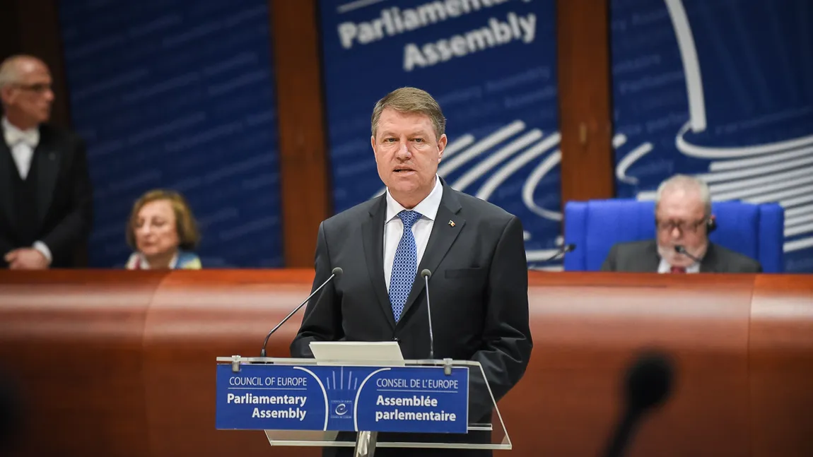 Iohannis: Majoritatea parlamentară trebuie să înţeleagă că doar sprijinind combaterea corupţiei vor contribui la ridicarea MCV