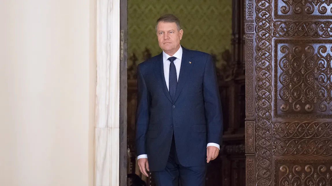 Klaus Iohannis a prezidat în premieră o şedinţă de Guvern. Ce s-a hotărât în privinţa graţierii