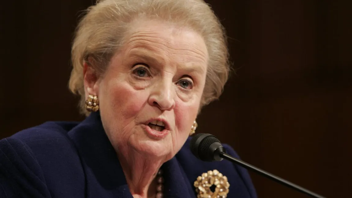 Fostul Secretar de Stat american, Madeleine Albright, vrea să se înregistreze ca musulmancă