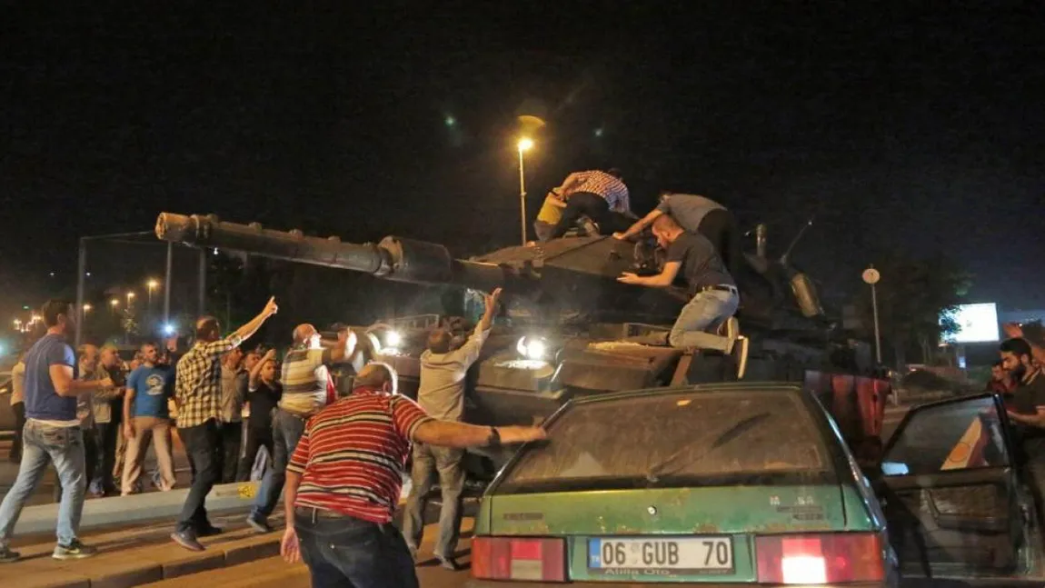 Turcia: A început primul proces împotriva militarilor care au participat la puciul de la Istanbul