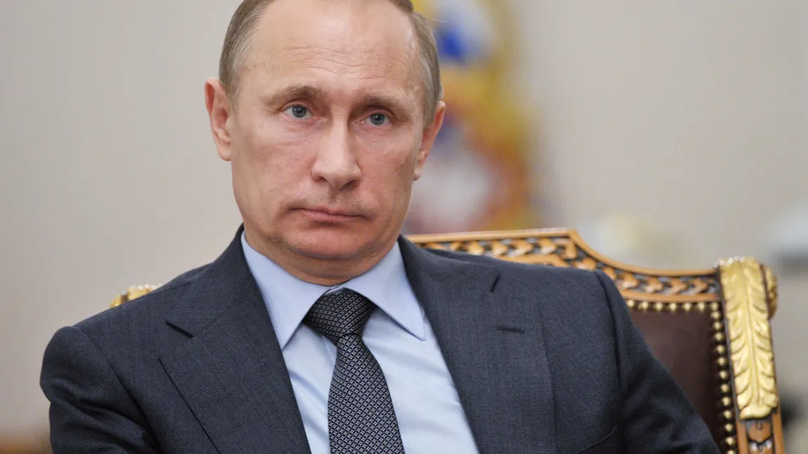Vladimir Putin va purta sâmbătă o primă discuţie cu Donald Trump