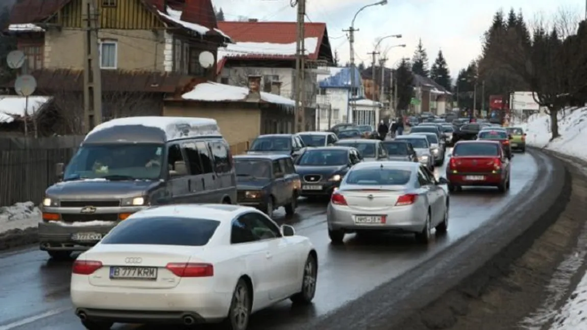 Aglomeraţie pe DN1: Se circulă în coloană pe sensul de mers către Ploieşti