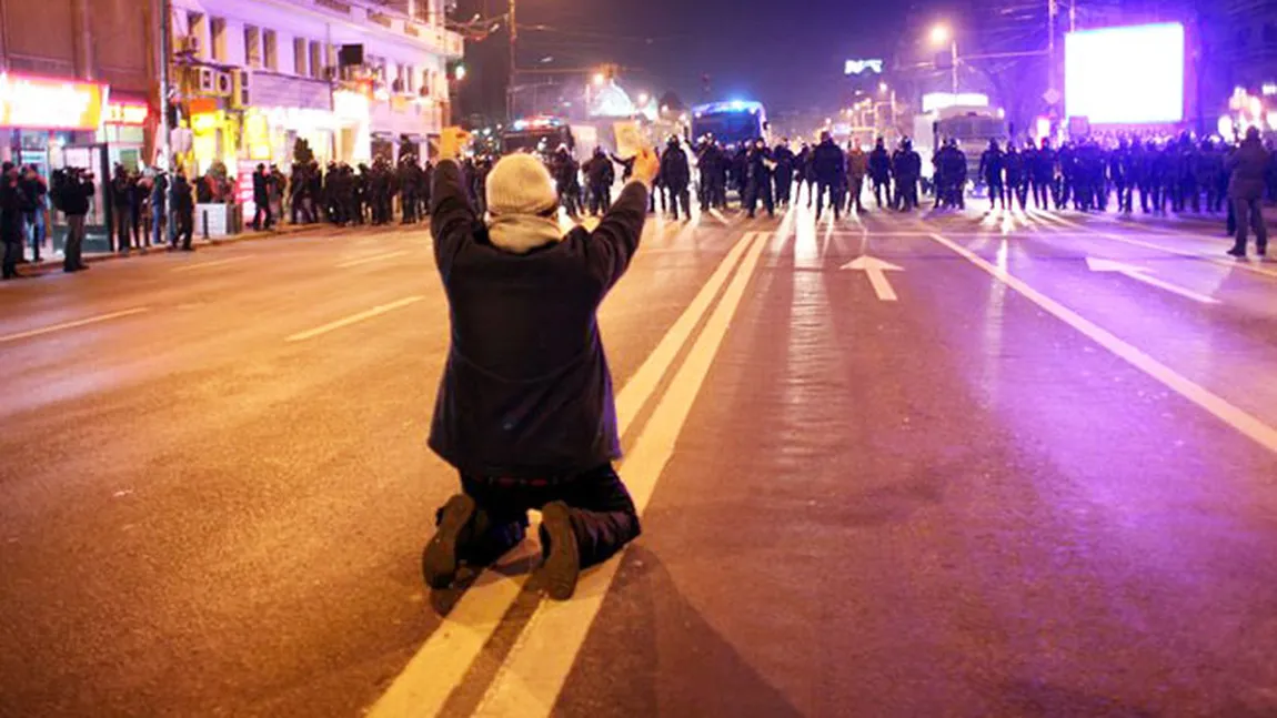 Deutsche Welle despre situaţia din România: O anti-democraţie inventivă. UE nu trebuie să abandoneze ţara