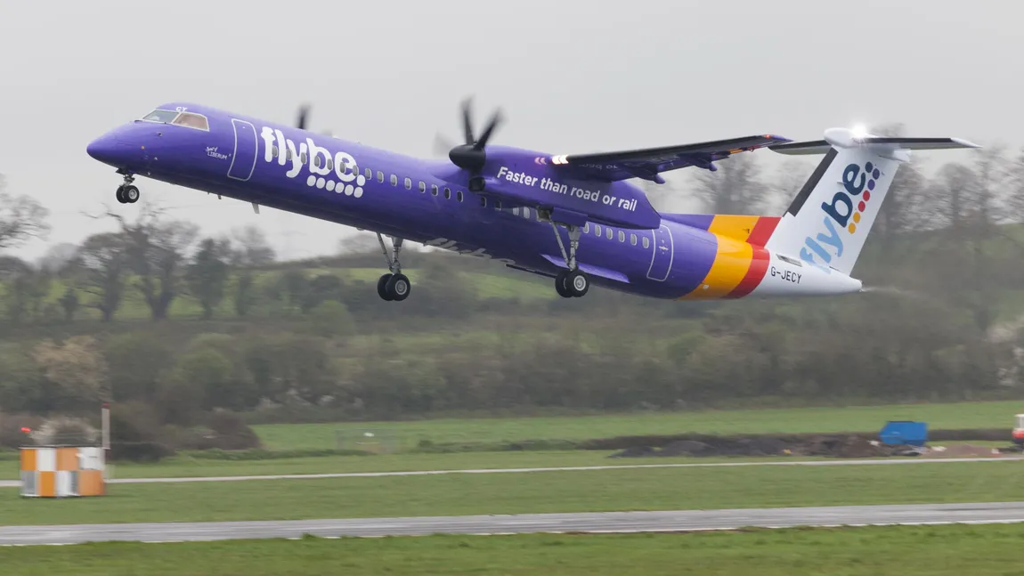 Trenul de aterizare al unui avion a cedat pe aeroportul din Amsterdam VIDEO