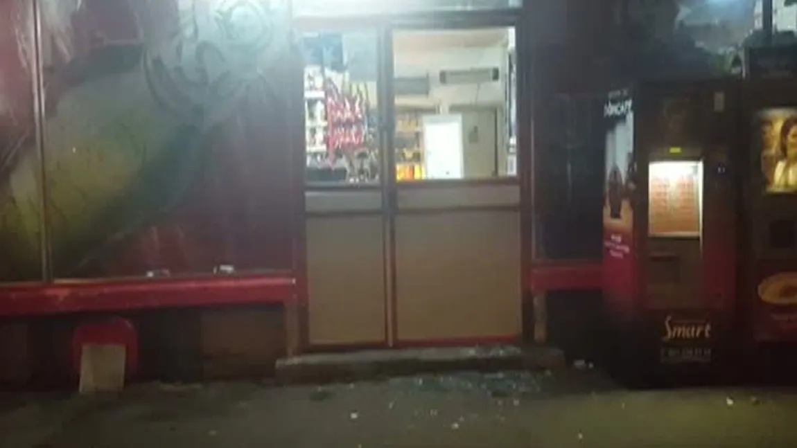 Un protestatar din Buzău a spart geamurile unui magazin pentru că erau de culoare roşie