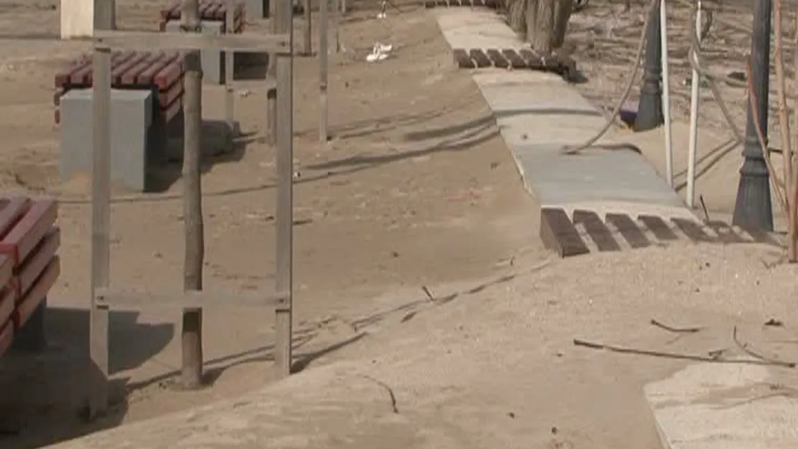 Promenada din Mamaia a fost distrusă de furtuni VIDEO