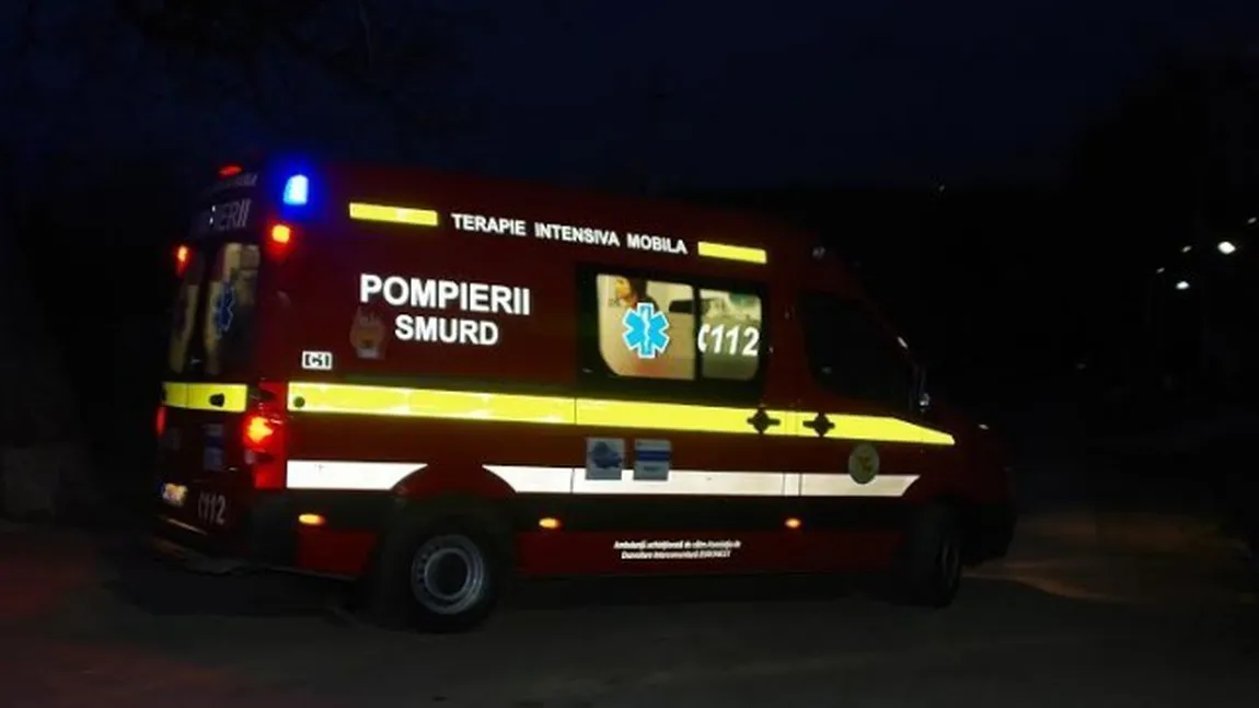 CUTREMURĂTOR: O fetiţă de trei ani a fost găsită mângâindu-şi mama moartă de frig