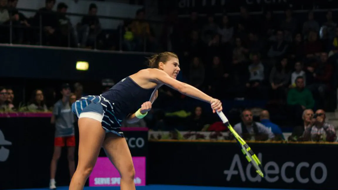 Sorana Cîrstea a plecat acasă cu telefonul în pungă, după Fed Cup. De nervi, şi-a făcut mobilul bucăţi