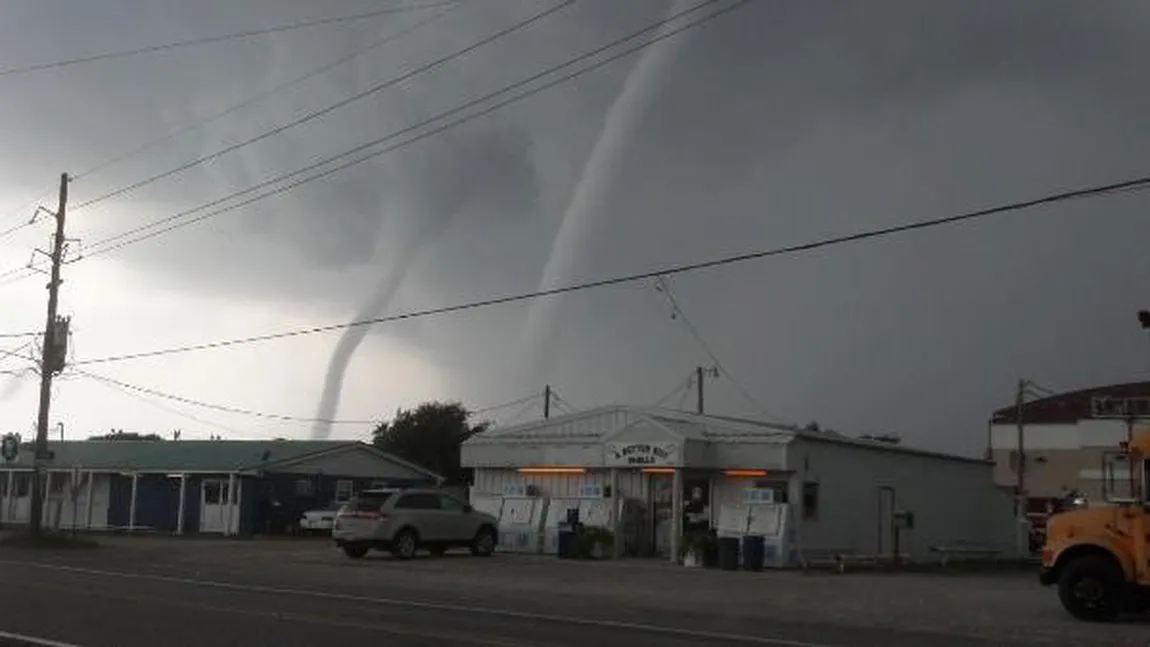 SUA: Tornadele au 