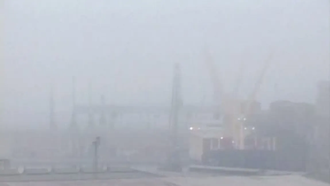Porturile din Constanţa, REDESCHISE, după ce au fost închise din cauza ceţii UPDATE