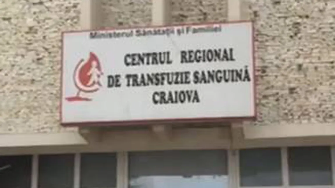 Doi angajaţi ai Centrului de Transfuzie Sanguină Craiova, reţinuţi pentru luare de mită