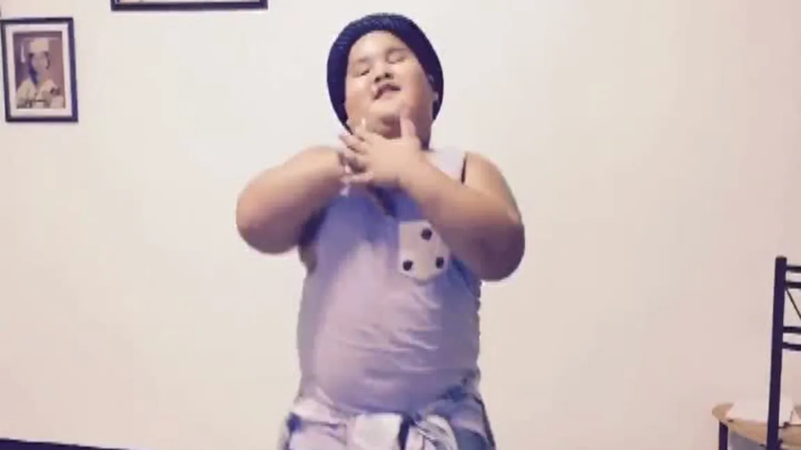 Un puşti de 8 ani face senzaţie pe Internet cu mişcările sale de dans VIDEO