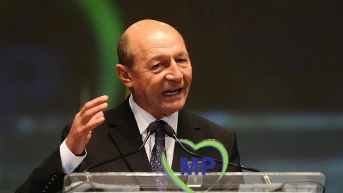 Băsescu: Singura soluţie ca PSD să nu se urce cu picioarele pe Coduri este formarea unei comisii speciale