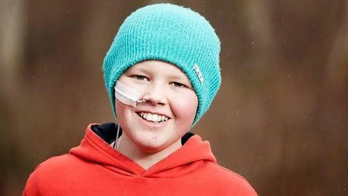 Incredibil. Un adolescent diagnosticat cu cancer în fază terminală s-a vindecat folosind un tratament natural