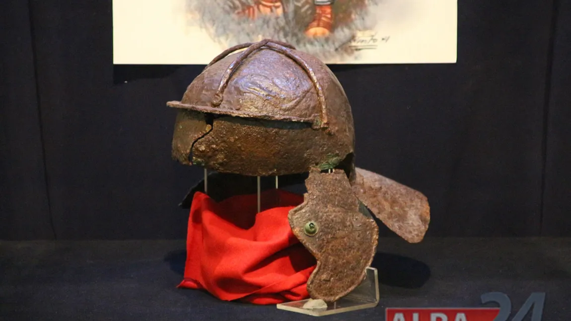 Un coif roman din secolul al II-lea, expus în premieră la Muzeul Naţional al Unirii din Alba Iulia