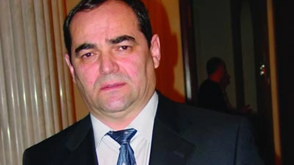 Judecătoria Medgidia a respins cererea de eliberare condiţionată a fostului director general al CFR Mihai Necolaiciuc