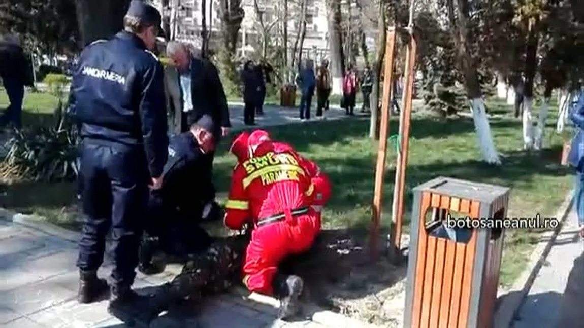 CLIPE de PANICĂ în Botoşani. Un militar s-a prăbuşit la manifestaţiile de Ziua NATO VIDEO