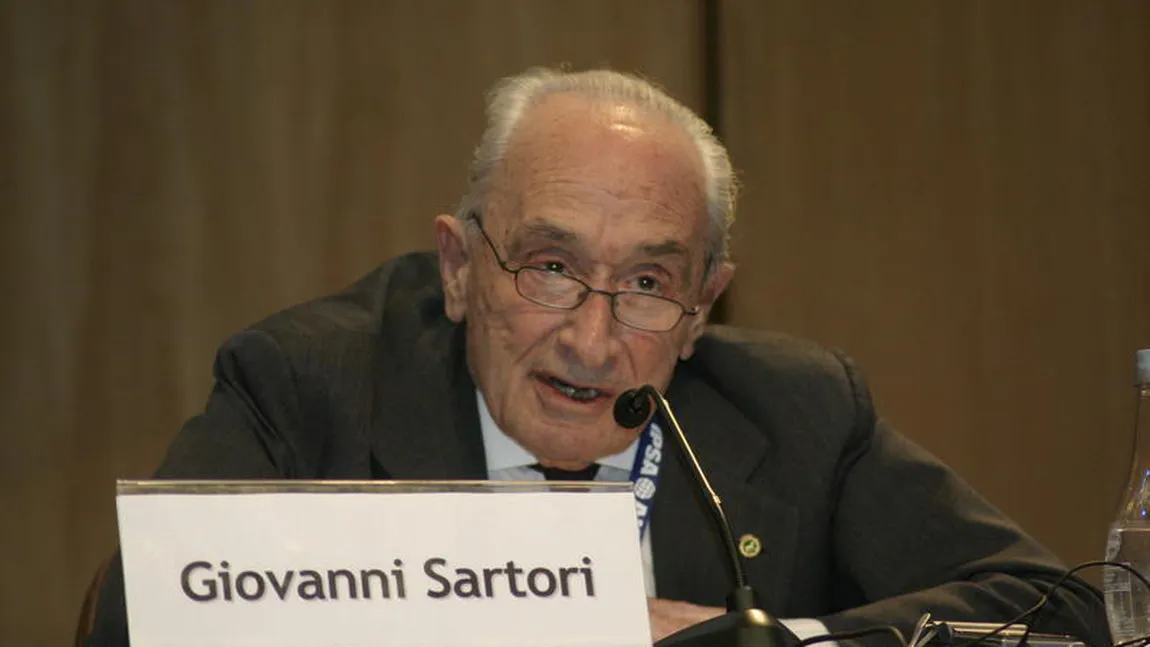 Politologul Giovanni Sartori a murit