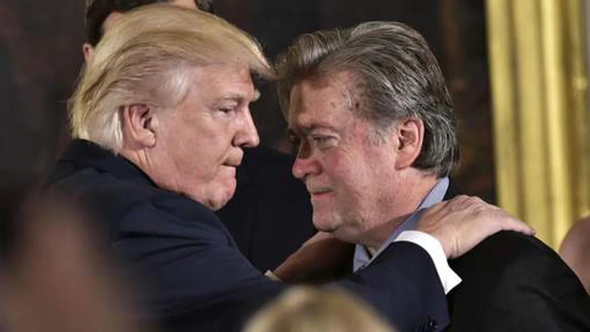 Scandal la Casa Albă: Donald Trump îl acuză pe fostul său consilier Steve Bannon că şi-a 