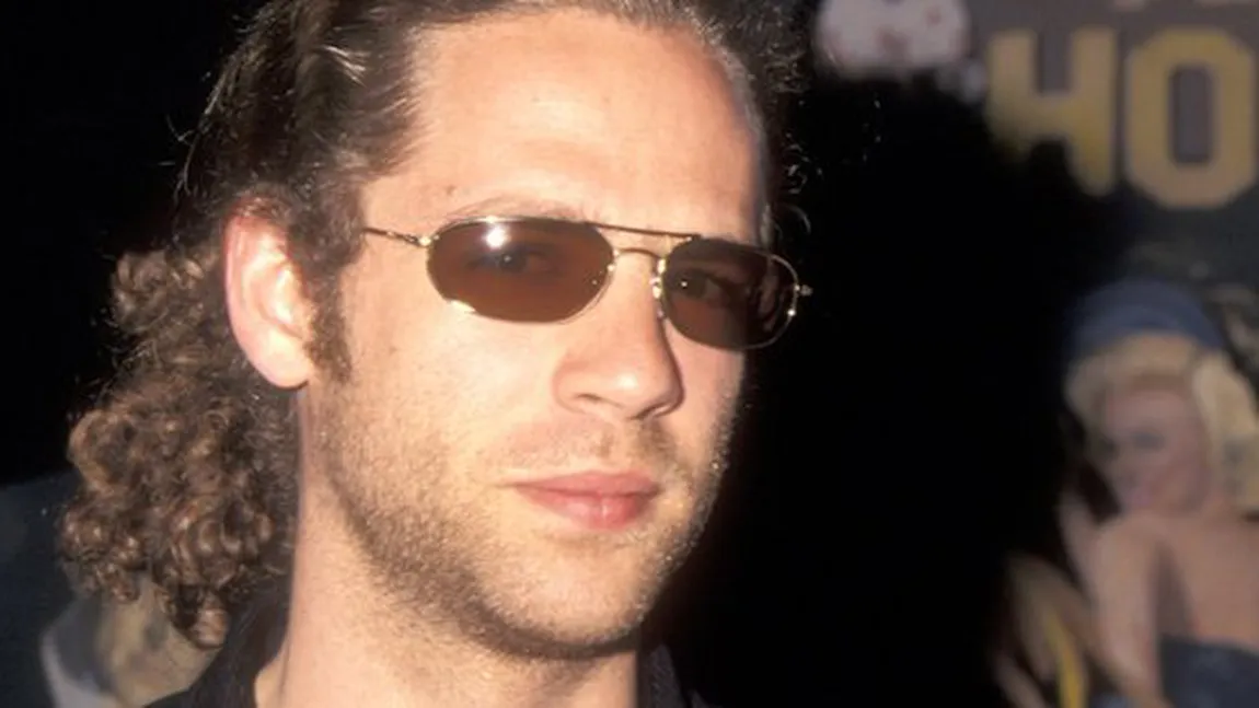 A murit un mare muzician, membru fondator al trupei Jamiroquai. Avea doar 46 de ani
