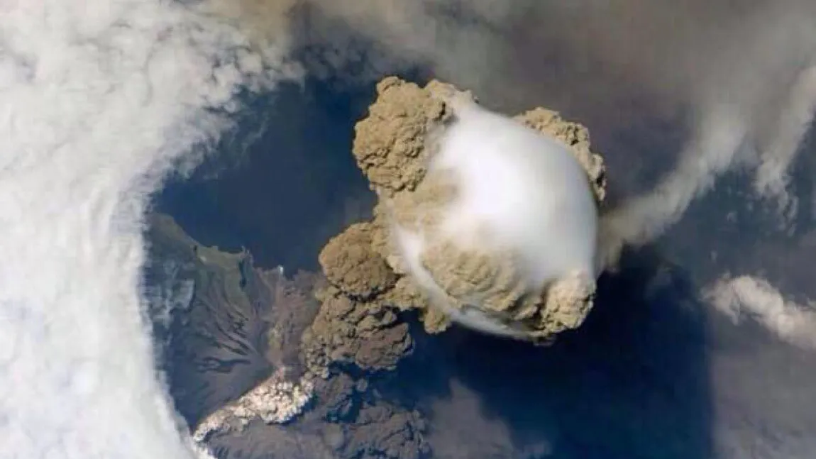 Omul, la mâna naturii. Cei mai periculoşi vulcani din lume şi erupţiile lor spectaculoase VIDEO