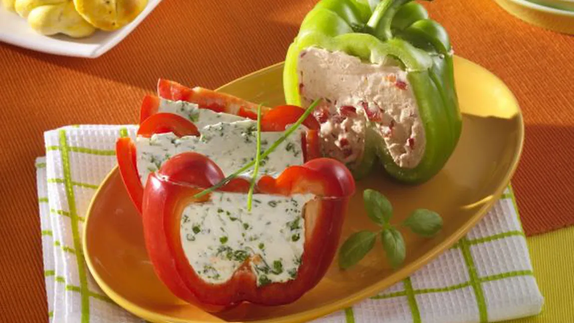 Reţeta zilei: Ardei umpluţi, cel mai gustos aperitiv