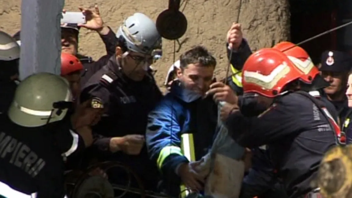 Noi informaţii despre starea de sănătate a copilului salvat după zece ore din puţ