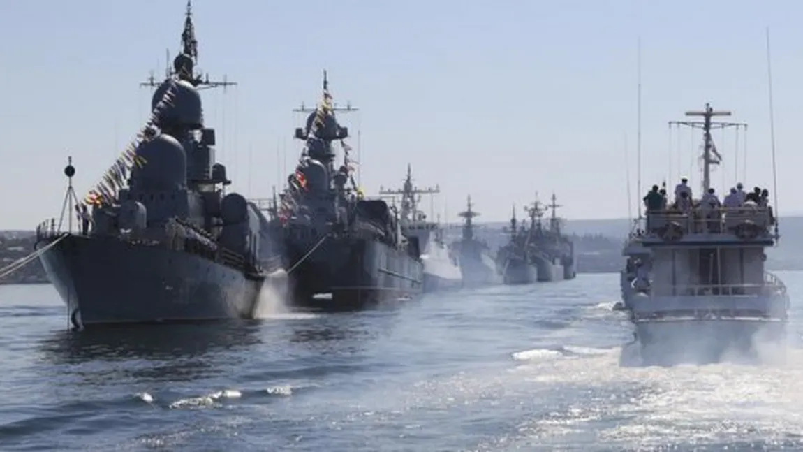 Mai multe nave şi avioane militare ruseşti au efectuat o serie de exerciţii cu muniţie reală în Marea Neagră