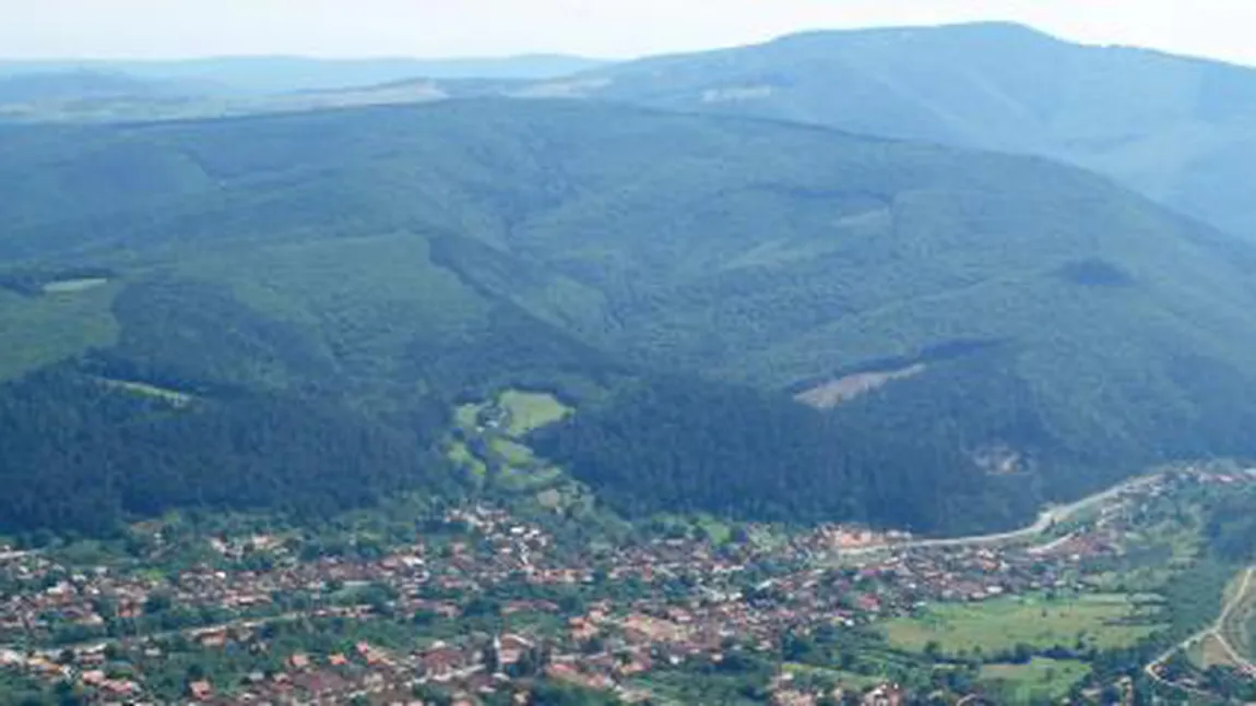 Sat păzit de drone ultramoderne. Sătenii, protejaţi de o firmă privată de pază din cauza crizei de personal din Poliţie