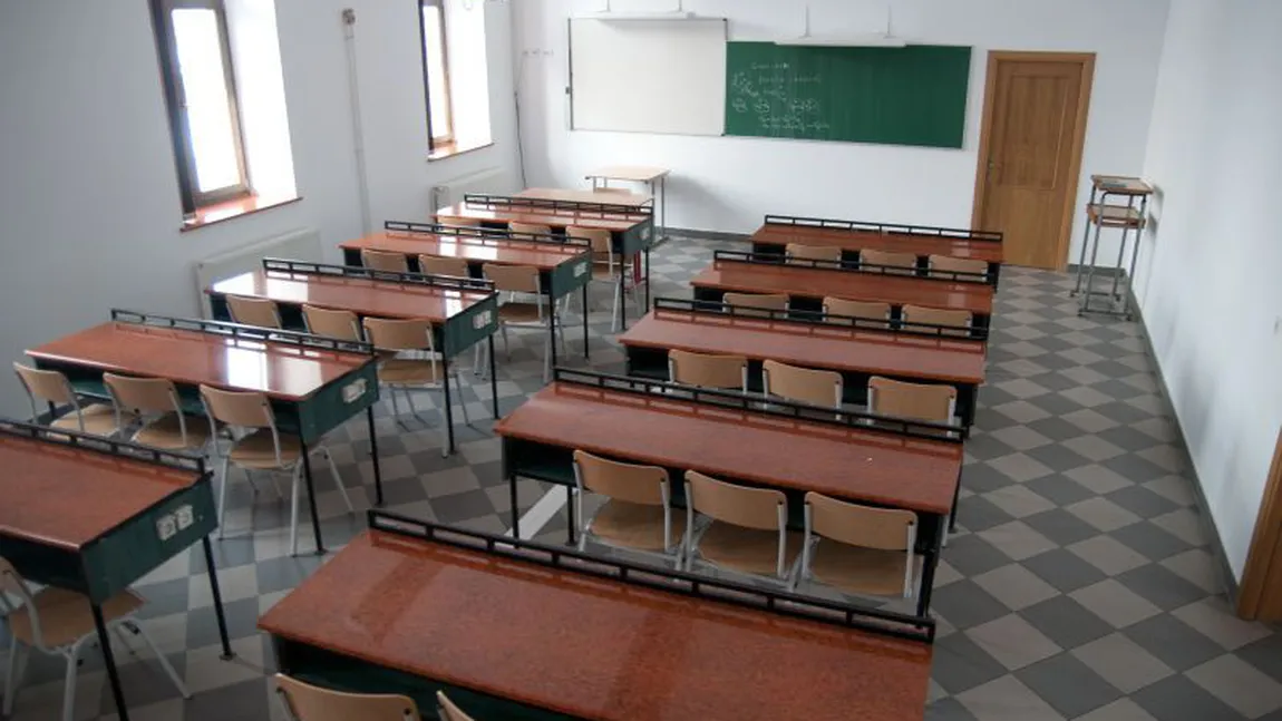 Consiliul Naţional al Elevilor semnalează probleme majore la început de an şcolar