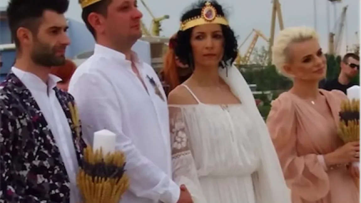 Cununia religioasă dintre Octavian Strunilă şi Oana Botez, NERECUNOSCUTĂ de nicio biserică ortodoxă. Motivul este ULUITOR